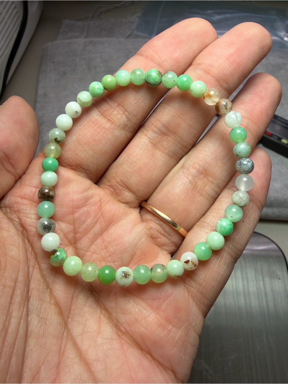 Natural Chrysoprase Beaded Stretch Bracelet (4mm)